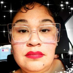 Meet your Posher, Connie